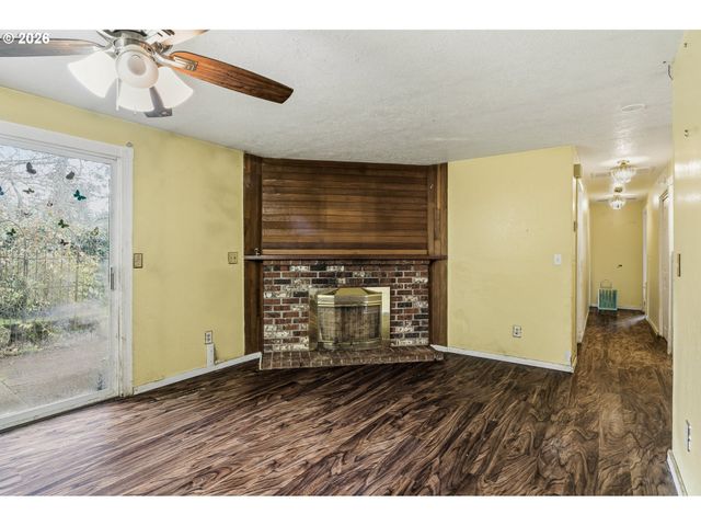 2160 Se 135TH Ave, Portland, OR 97233