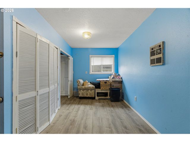 2160 Se 135TH Ave, Portland, OR 97233