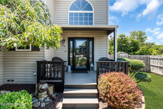 124 Atrium Drive, Brick, NJ 08723
