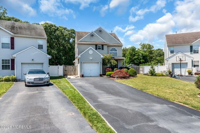 124 Atrium Drive, Brick, NJ 08723