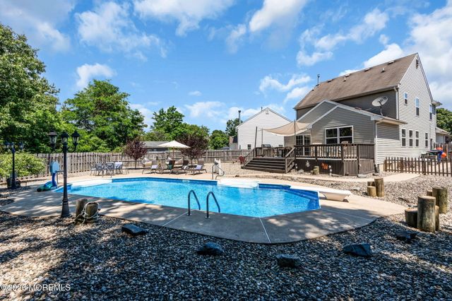 124 Atrium Drive, Brick, NJ 08723