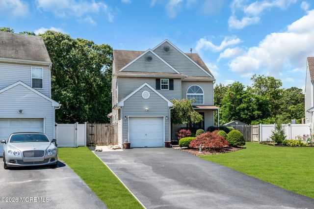 124 Atrium Drive, Brick, NJ 08723