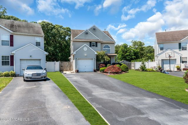 124 Atrium Drive, Brick, NJ 08723