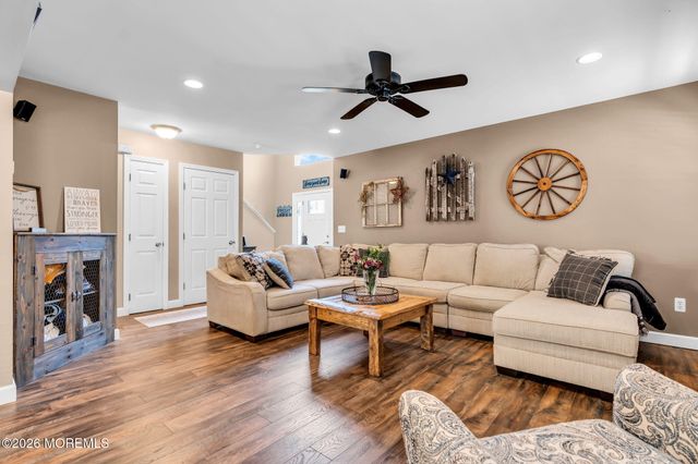 124 Atrium Drive, Brick, NJ 08723
