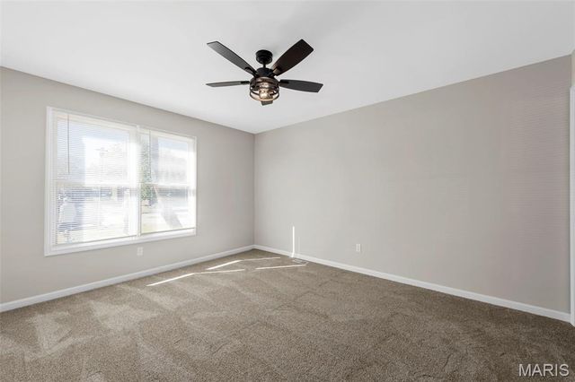 36 Longleaf Court, St Charles, MO 63303