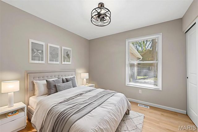 36 Longleaf Court, St Charles, MO 63303