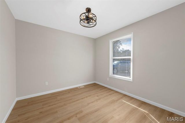 36 Longleaf Court, St Charles, MO 63303