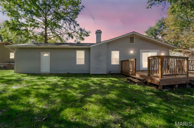 36 Longleaf Court, St Charles, MO 63303