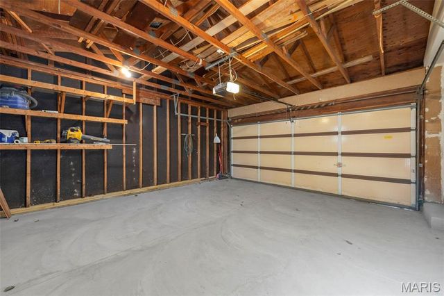 36 Longleaf Court, St Charles, MO 63303