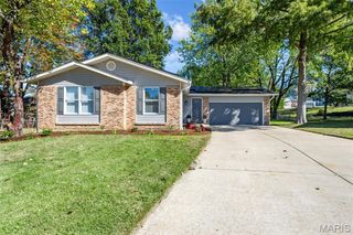 36 Longleaf Court, St Charles, MO 63303
