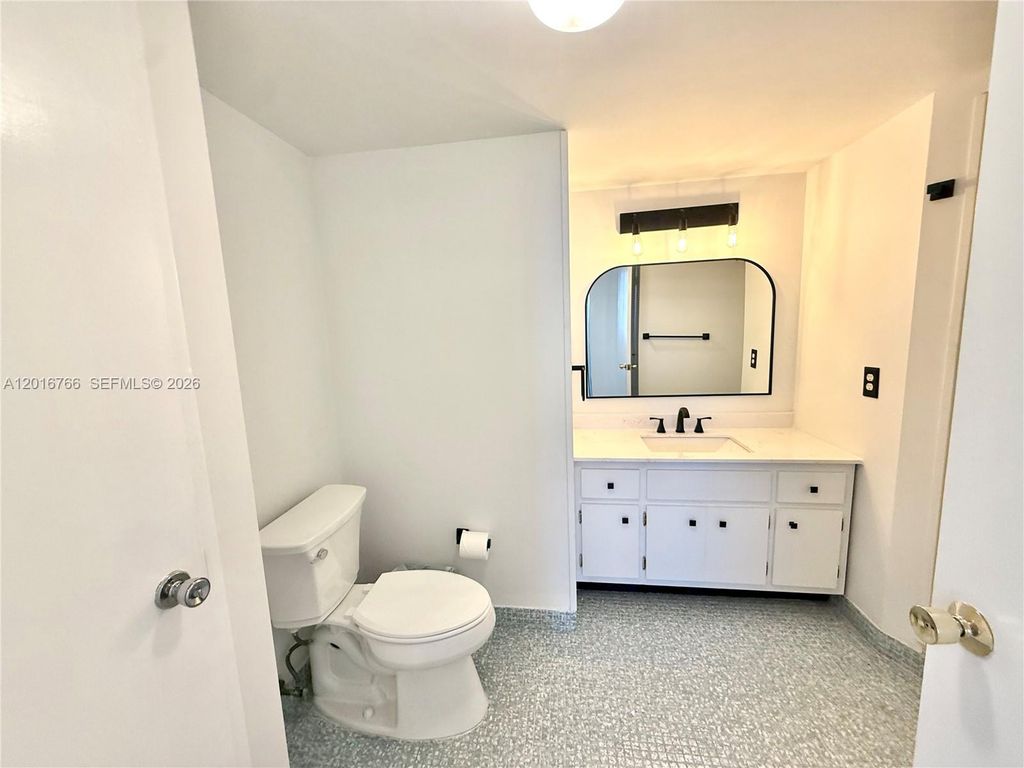 1351 NE Miami Gardens Drive 626E, Miami, FL 33179