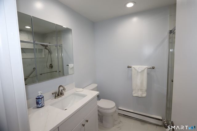 140 Kane Street B9, West Hartford, CT 06119
