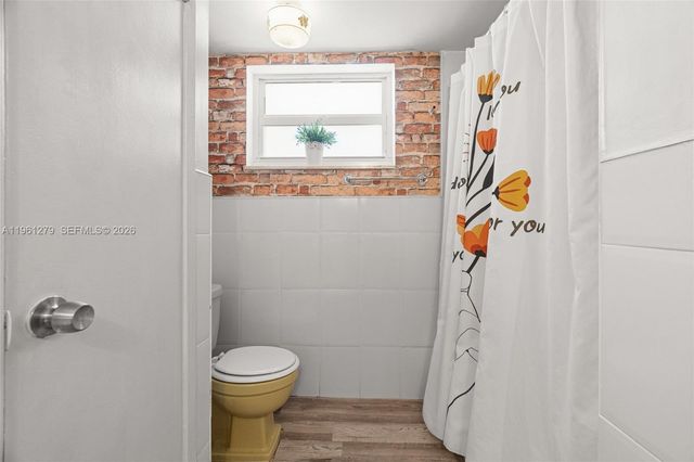 1690 NE 191st St 314-1, Miami, FL 33179