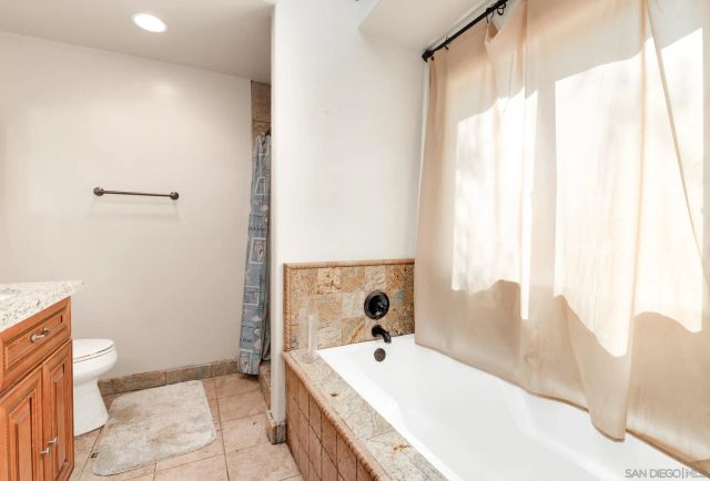 30015 Ridge Creek Rd, Valley Center, CA 92082