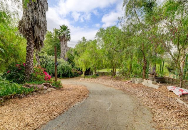 30015 Ridge Creek Rd, Valley Center, CA 92082