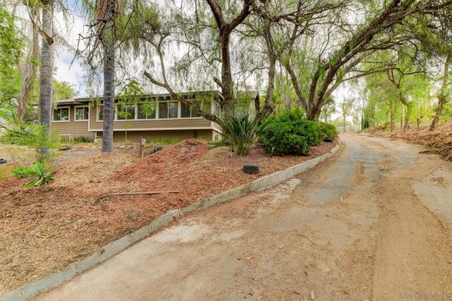 30015 Ridge Creek Rd, Valley Center, CA 92082