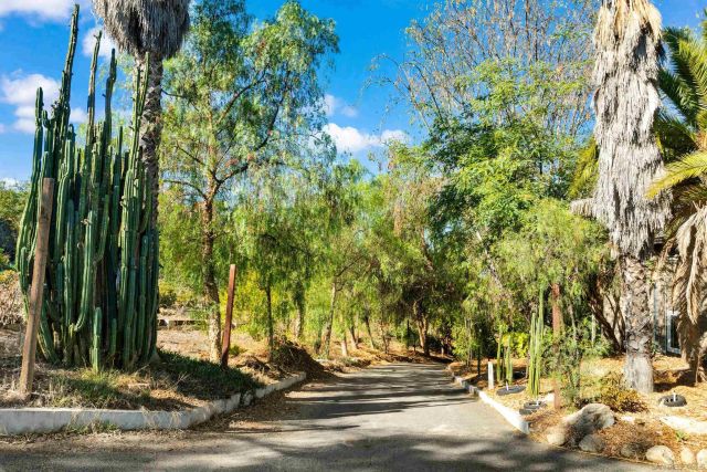 30015 Ridge Creek Rd, Valley Center, CA 92082