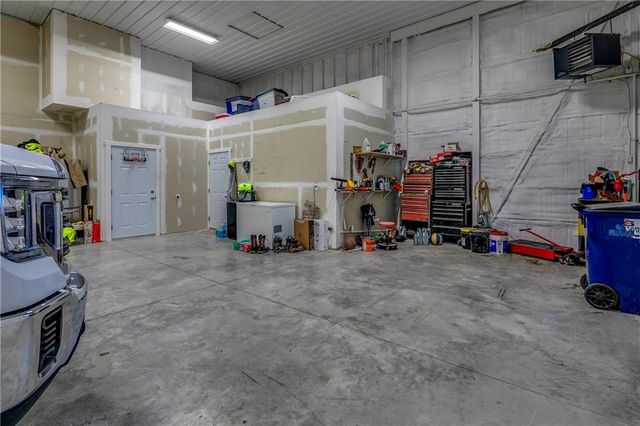 34536 W 231 Street, Edgerton, KS 66012