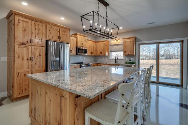 34536 W 231 Street, Edgerton, KS 66012