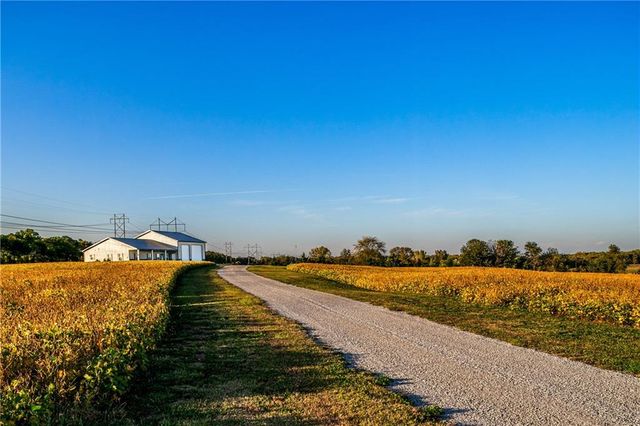 34536 W 231 Street, Edgerton, KS 66012