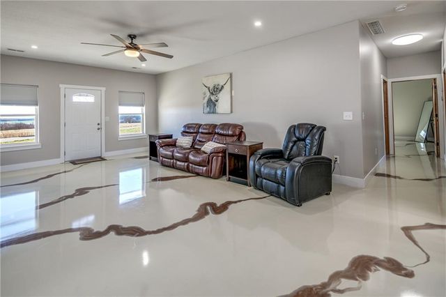 34536 W 231 Street, Edgerton, KS 66012