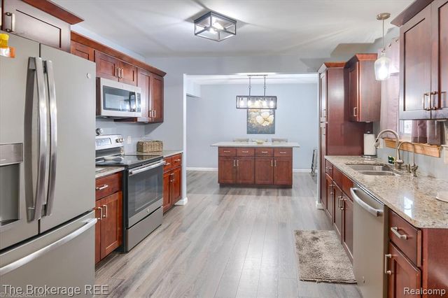 7310 Brewer Road, Flint, MI 48507