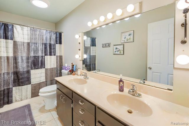 7310 Brewer Road, Flint, MI 48507