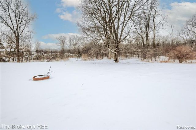 7310 Brewer Road, Flint, MI 48507