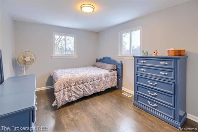 7310 Brewer Road, Flint, MI 48507