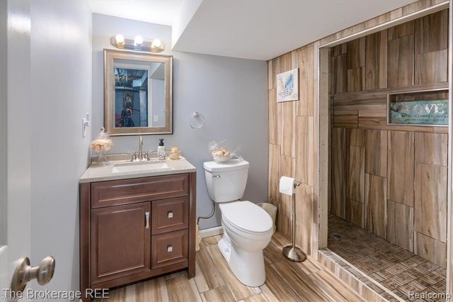 7310 Brewer Road, Flint, MI 48507