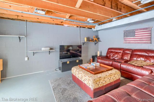 7310 Brewer Road, Flint, MI 48507