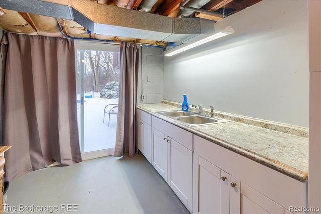 7310 Brewer Road, Flint, MI 48507