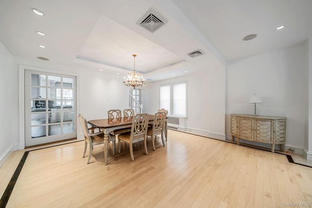 58 85th Street, Brooklyn, NY 11209