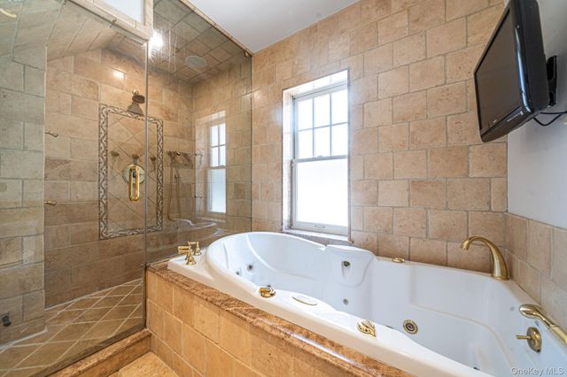 58 85th Street, Brooklyn, NY 11209