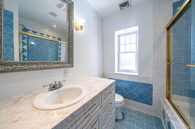 58 85th Street, Brooklyn, NY 11209
