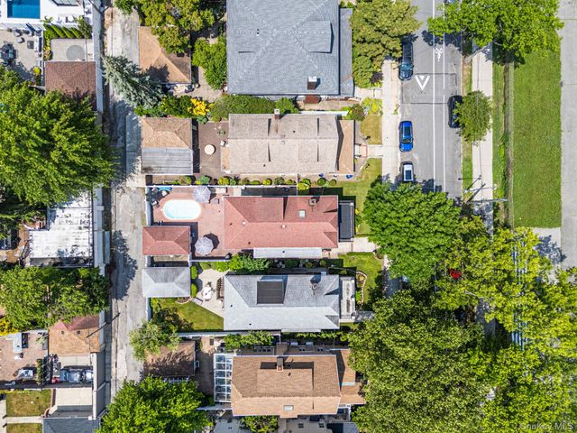 58 85th Street, Brooklyn, NY 11209
