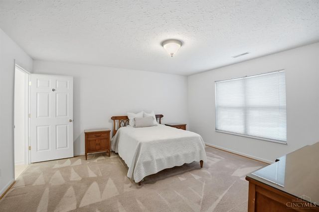 5443 Harbourwatch Way, Deerfield Twp., OH 45040