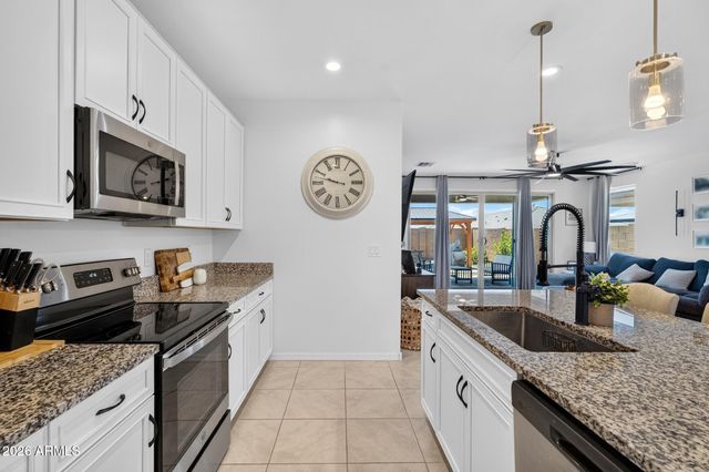 18585 W EL CORTEZ Place, Wittmann, AZ 85361