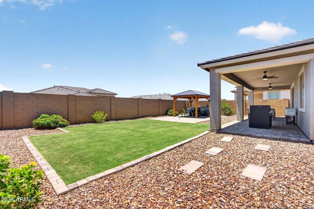 18585 W EL CORTEZ Place, Wittmann, AZ 85361