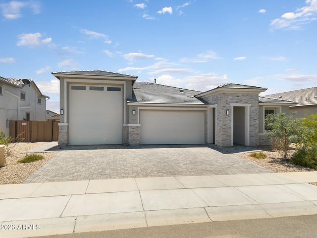 18585 W EL CORTEZ Place, Wittmann, AZ 85361