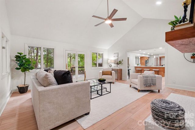 5042 Marci Lane, Belmont, NC 28012