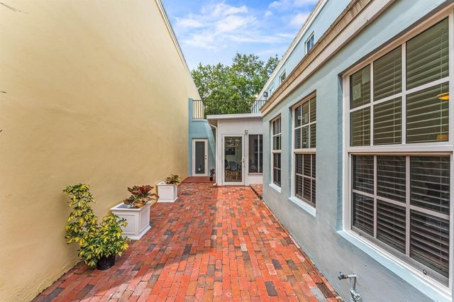 5908 Catesby Street, Boca Raton, FL 33433