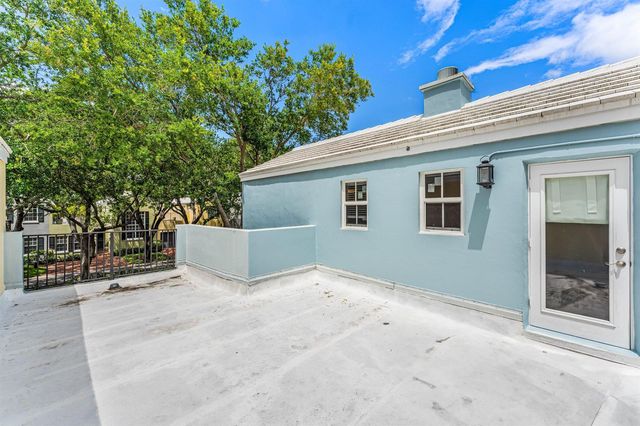 5908 Catesby Street, Boca Raton, FL 33433