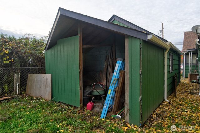 614 Alder Street, Centralia, WA 98531