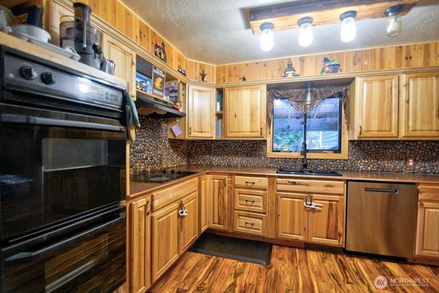 614 Alder Street, Centralia, WA 98531