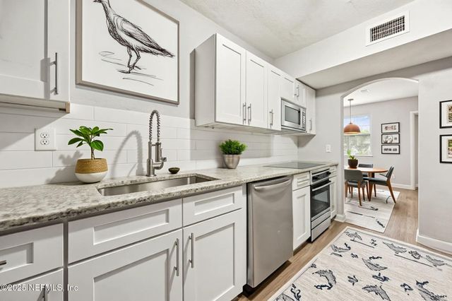 3078 W 15TH Street, Jacksonville, FL 32254