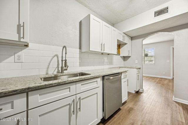 3078 W 15TH Street, Jacksonville, FL 32254