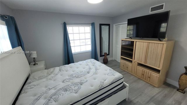 1150 Atlantic Shores Blvd 601, Hallandale Beach, FL 33009