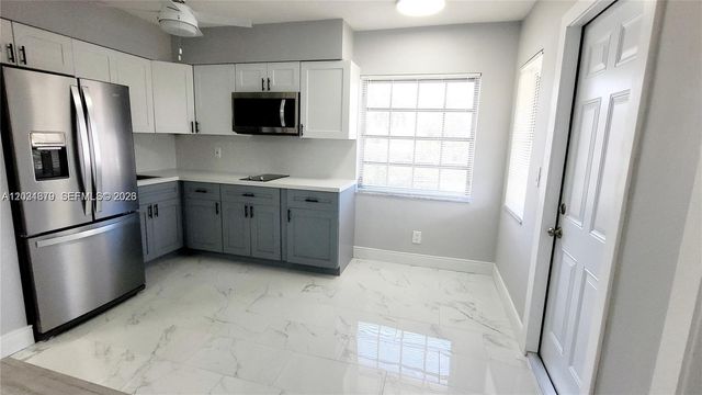 1150 Atlantic Shores Blvd 601, Hallandale Beach, FL 33009