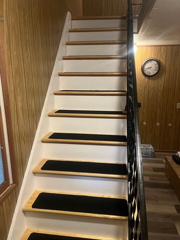 35 Laurel St 2, Leominster, MA 01453